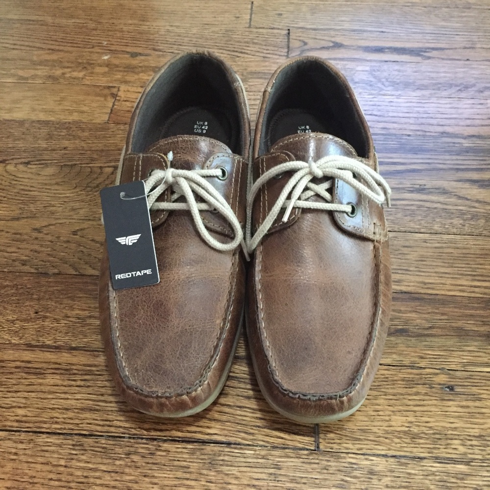Boat Shoes - 9m - NWT